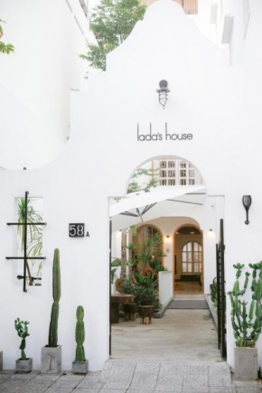 LaDa's House